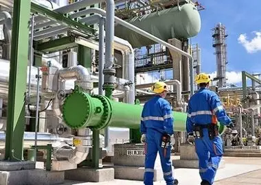 کارگران پتروشیمی جم تعدیل نشده‌اند/ ادعای احتکار و کم فروشی صحت ندارد