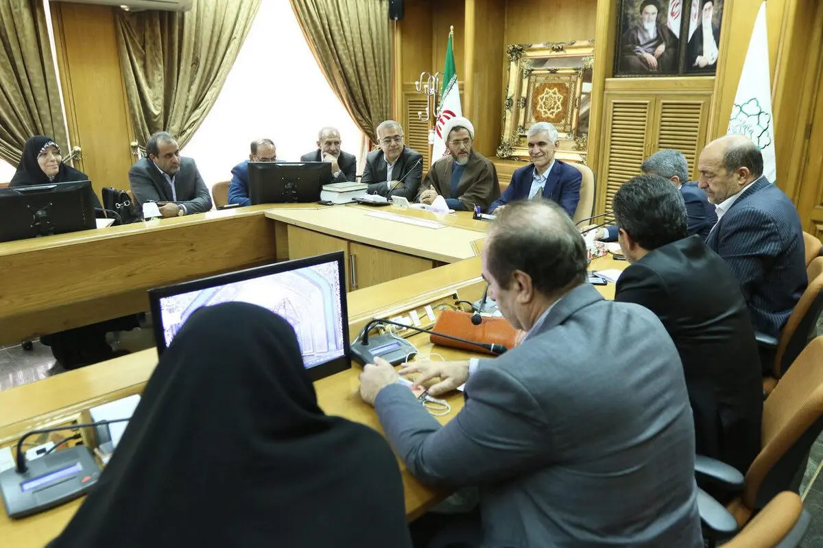بررسی مسائل پایتخت در دیدار نمایندگان مجلس با شهردار تهران