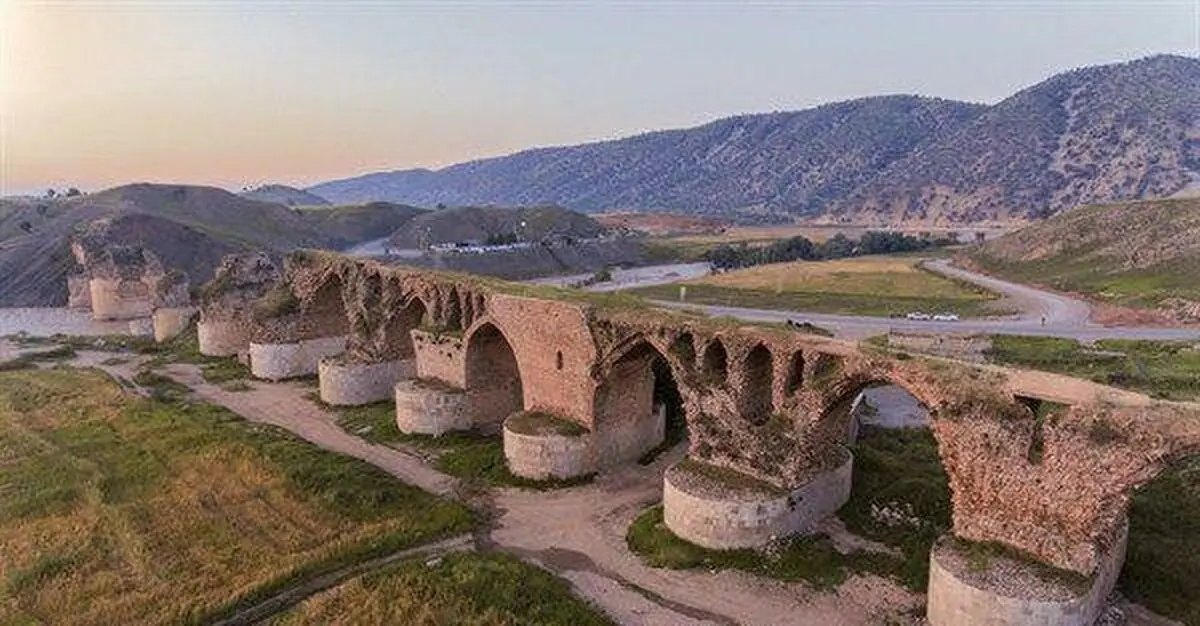 مرمت پل تاریخی کشکان آغاز شد