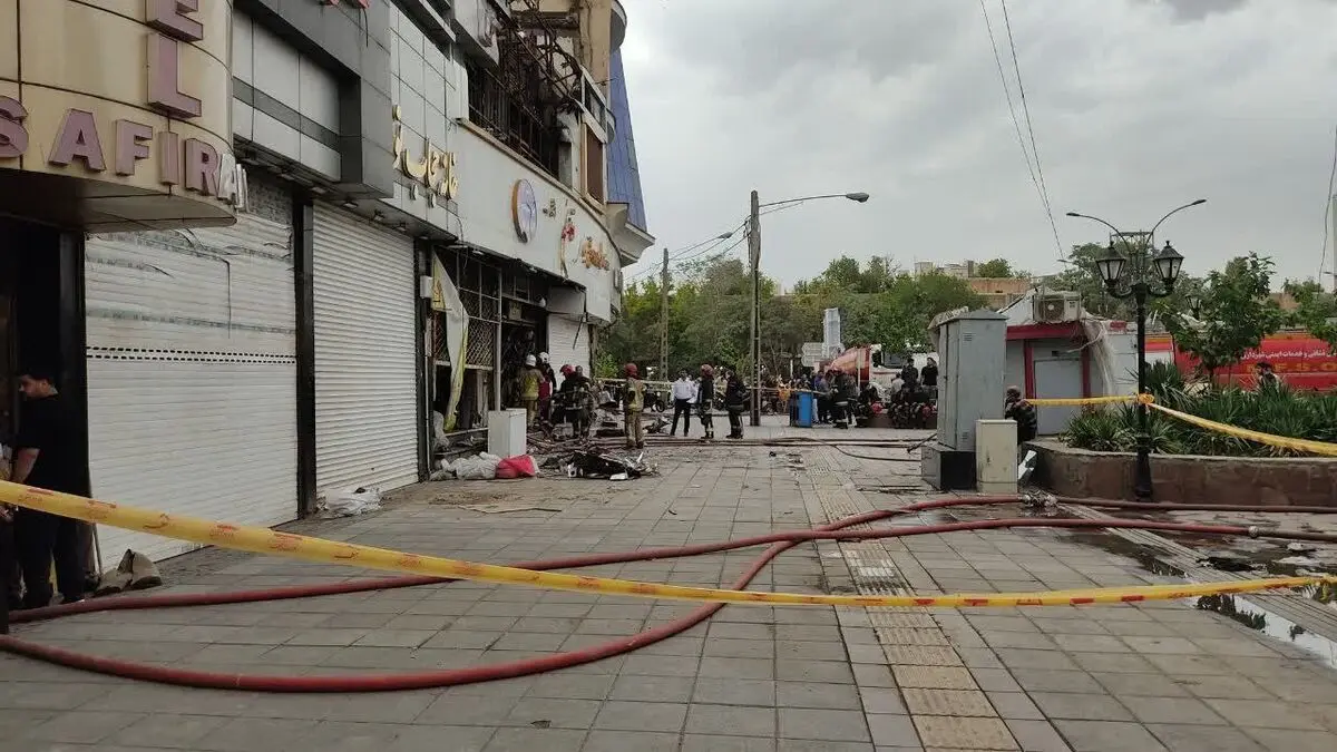 پیگیری بازسازی سریع پاساژ قائم پس از حادثه آتش‌سوزی/ ٩٠ میلیارد سرمایه مردم در آتش سوخت 