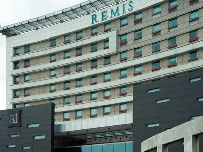 هتل رمیس تهران؛ خدمات بین‌المللی با دسترسی عالی به پایتخت