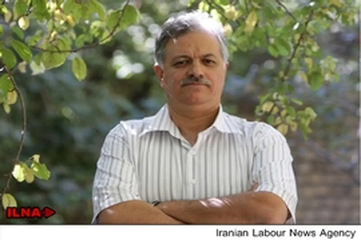 با بداخلاقی و اخم نمی‌توان پای میز مذاکره رفت