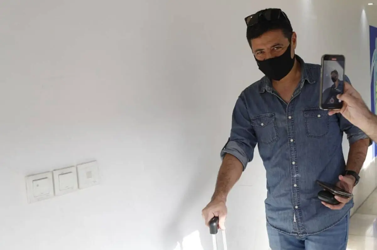 علیرضا فغانی وارد ورزشگاه آزادی شد