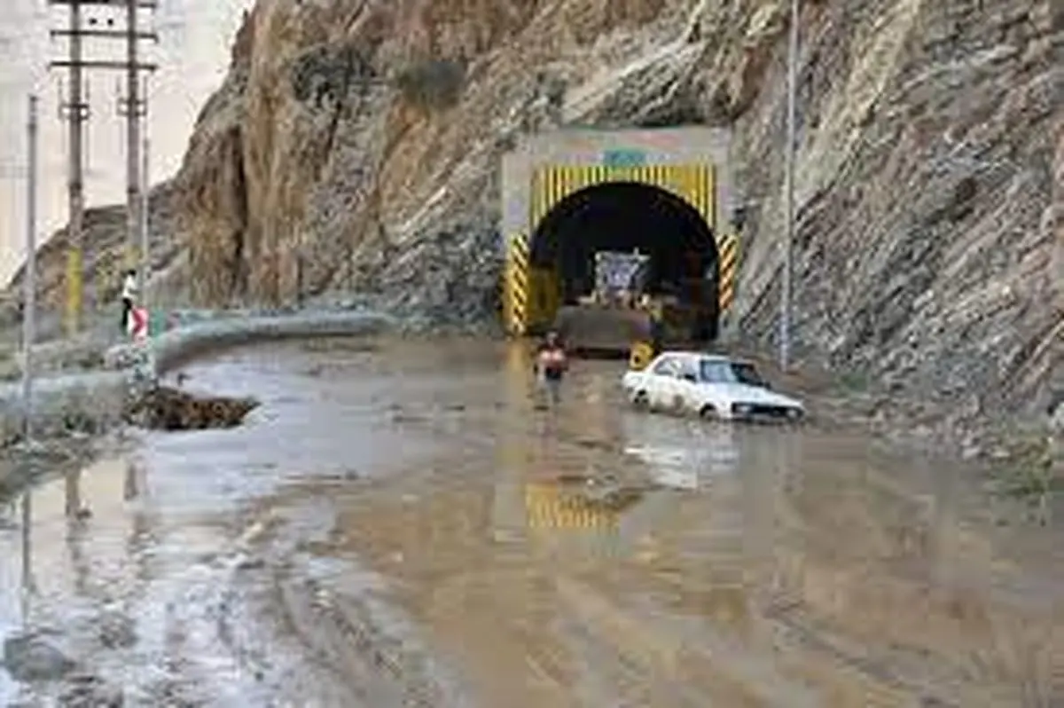 جاده چالوس در محدوده البرز مسدود است