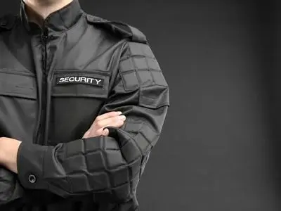 تبلیغ بادیگارد شخصی و شکل‌گیری بازار موازی امنیت