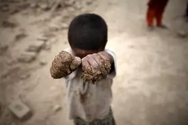 کار کودکان؛ از چرخه استثمار تا مسئولیت حقوقی دولت‌