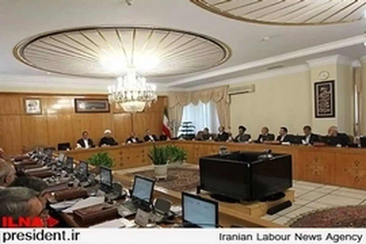 قدردانی روحانی از مدال‌آوران کشور بویژه بانوان در بازی‌های آسیایی / حذف کامل بنزین آلوده با اقدامات هماهنگ دولت یازدهم