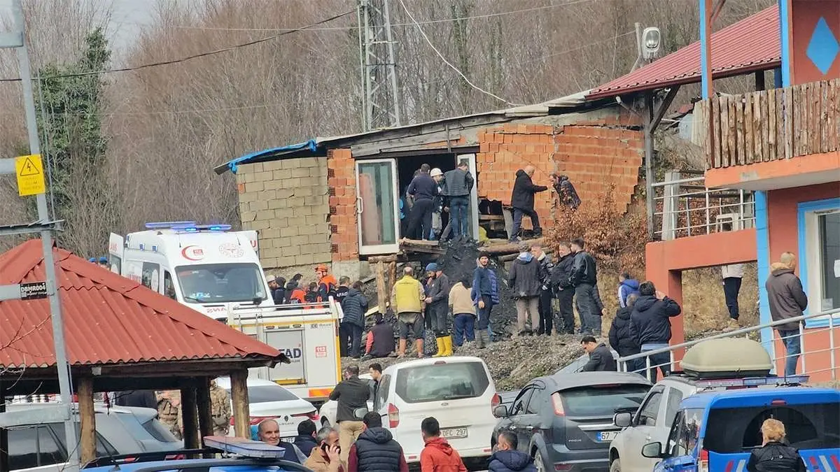 مرگ و مصدومیت سه معدنچی در کیلیملی