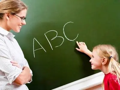 مهارت‌های کاربردی برای تربیت کودک دو زبانه