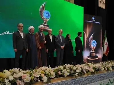 آیت‌الله احمد مبلغی برگزیده نخستین جایزه جهانی دیپلماسی فرهنگی و عمومی شد