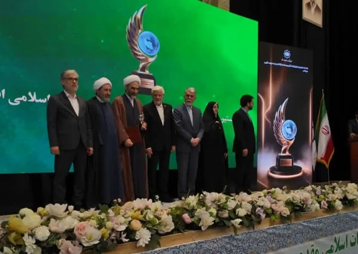 آیت‌الله احمد مبلغی برگزیده نخستین جایزه جهانی دیپلماسی فرهنگی و عمومی شد