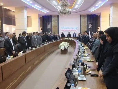وزارت کار از دیدگاه‌های نخبگان استفاده می‌کند