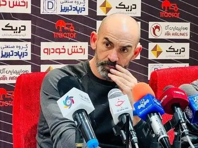 خمز: برای هدایت تیم ملی ایران با من صحبتی نشد/ اسدی بیشتر در خط حمله به ما کمک می‌کند