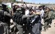 بازداشت ۱۵ فلسطینی توسط نظامیان صهیونیست در کرانه باختری