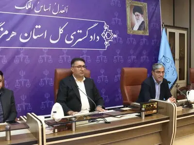 مهلت دو هفته‌ای رئیس کل دادگستری هرمزگان برای حل مشکل تخلیه بار در اسکله بندر پل