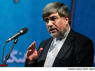 پررنگ‌ شدن بعد فروشگاهی نمایشگاه نسبت به وجه نمایشگاهی مطلوب نیست