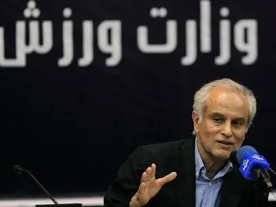 سجادی: انتقاد مشحون از وزارت ورزش فرافکنی است/ از سوی وزیر مامور شده‌ام!