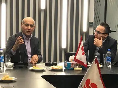 سهامداری و شراکت تجاری با آپ، مایه خرسندی بانک کشاورزی است