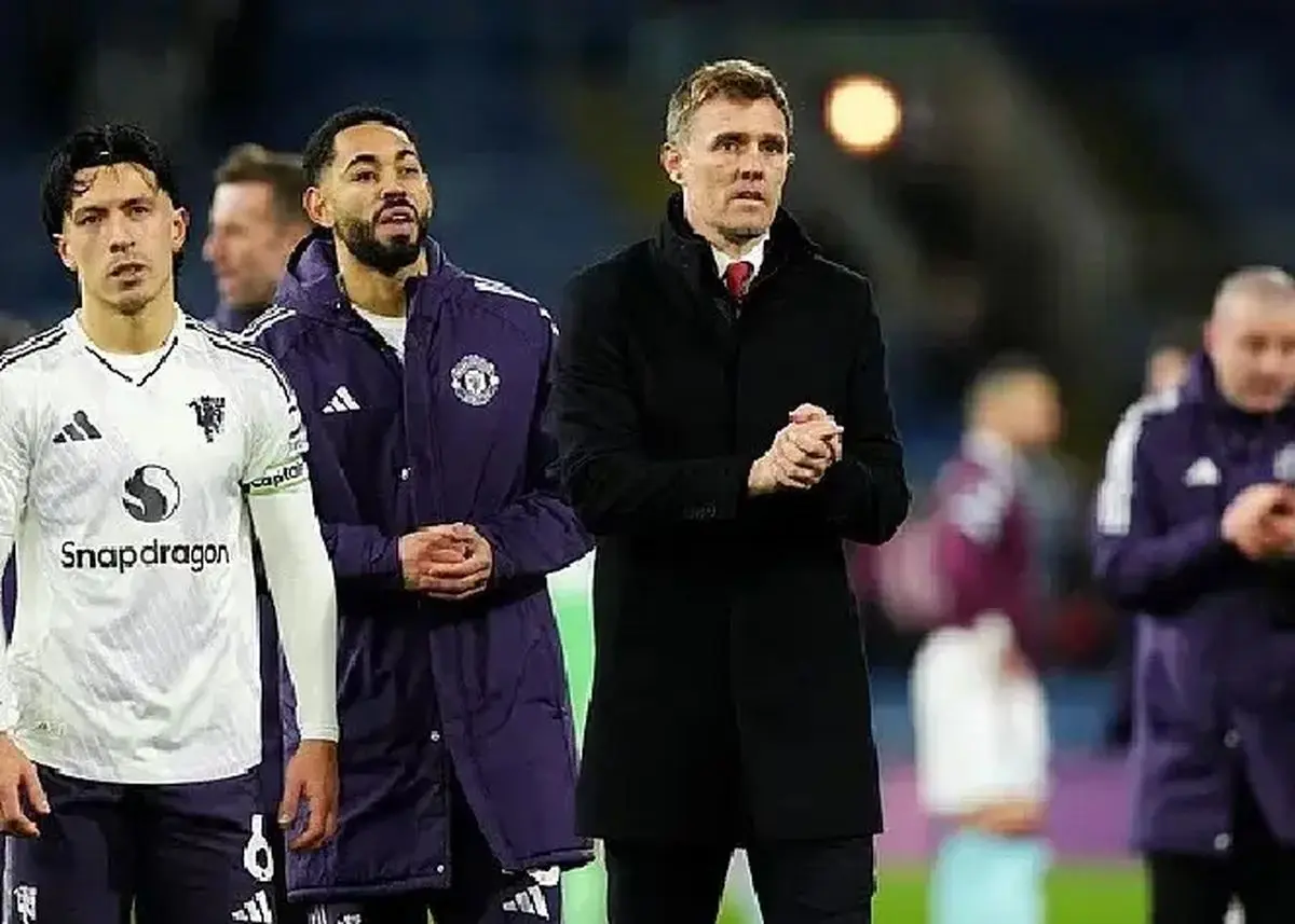 کریک سرمربی منچستریونایتد شد/ بازگشت فلچر به پست سابقش