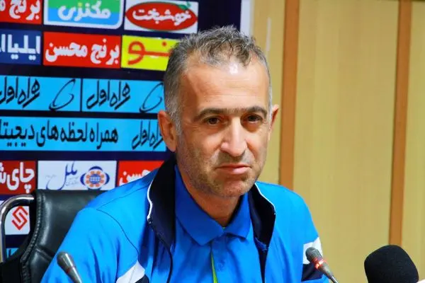 تبریک سرمربی صنعت نفت به تراکتور: خوشحالم که این روز را دیدم