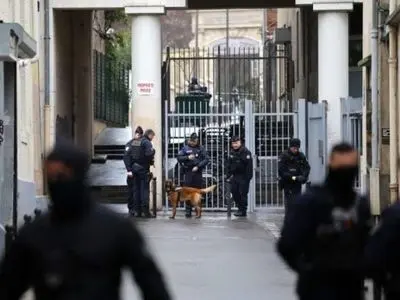 تخلیه دفتر حزب «فرانسه تسلیم ناپذیر» پس از تهدید بمب‌گذاری