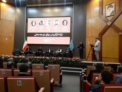 باید از تفاوتهای نسل Z بیاموزیم/ ما نمی‌توانیم از مرکز دستور دهیم که مشکلات چگونه حل شود