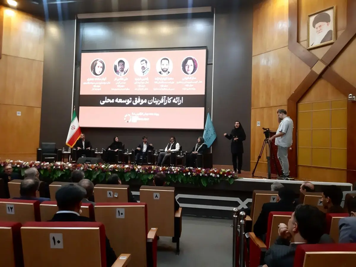 باید از تفاوتهای نسل Z بیاموزیم/ ما نمی‌توانیم از مرکز دستور دهیم که مشکلات چگونه حل شود