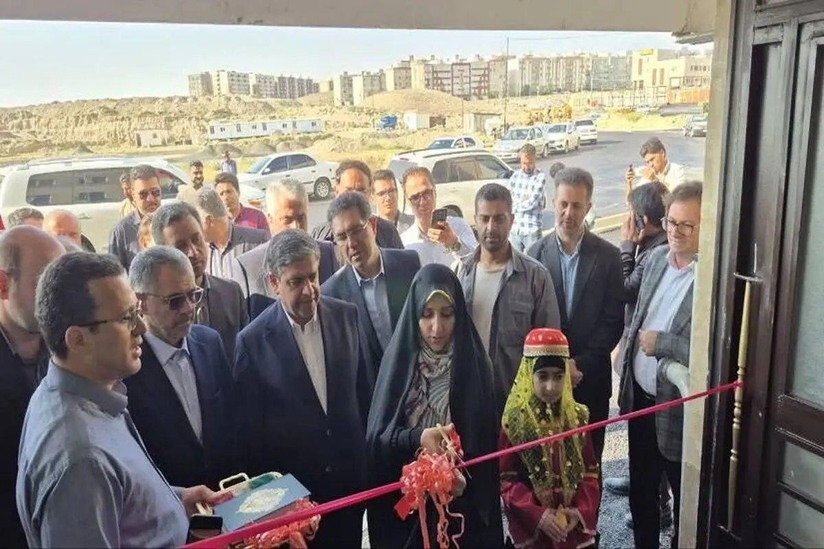 ۸۶۳ واحد مسکن با حضور معاون رییس‌جمهور در اردبیل افتتاح شد