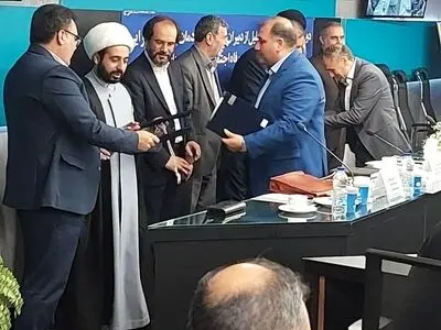 دوره آموزشی و تجلیل از فعالان اقامه نماز در بانک توسعه تعاون برگزار شد