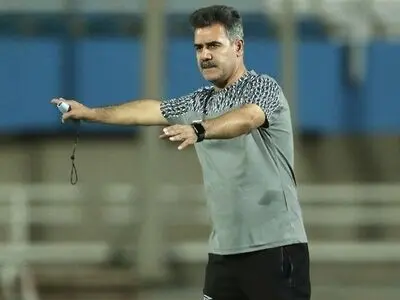 پور موسوی: در سه بازی آخر 9 گل به تیم‌های بزرگ زدیم