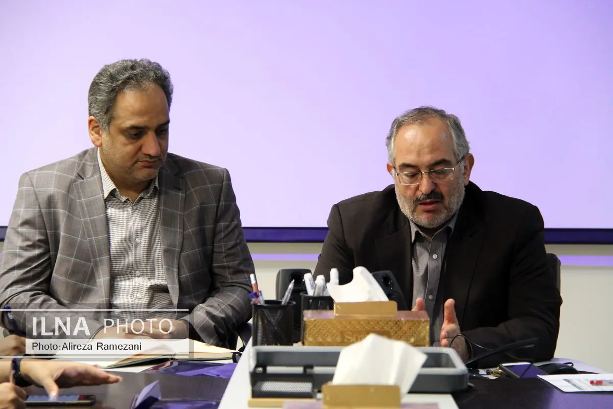 کارت اعتباری 5 میلیونی در تمام شعب بانک ملی صادر می‌شود/ برای خروج از رکود، عرضه کارت اعتباری ضرورت دارد