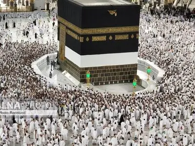 هم‌اکنون؛ طواف زائران بیت‌الله الحرام /فیلم
