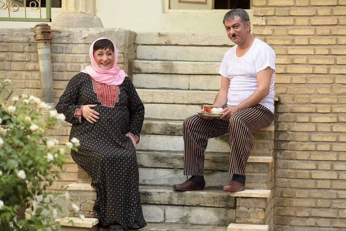 برج آزادی میزبان فیلم آتش زمزم شد/ پیری و جوانی مریم امیرجلالی در کمدی «هولیا»
