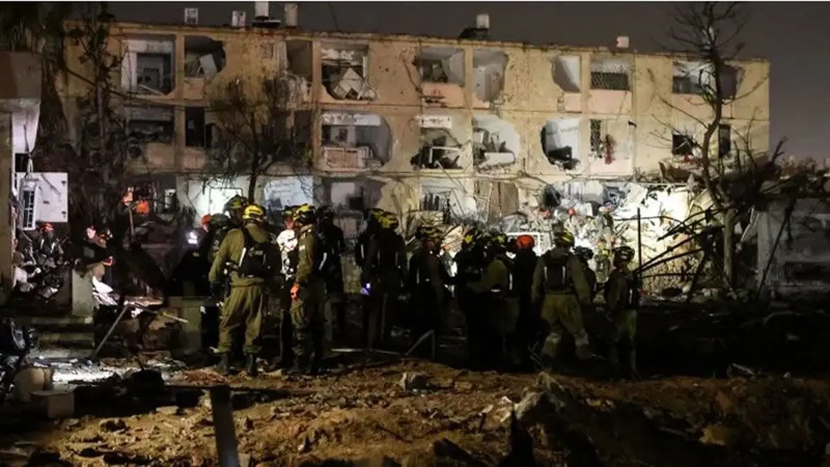 تخریب 5 مدرسه در پی حملات ددمنشانه دشمنان به شهرستان خمین