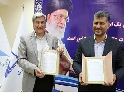 به دانشجویانِ رشته‌هایی که بازار کارِ مطلوبی ندارند، فناوری اطلاعات آموزش می‌دهیم