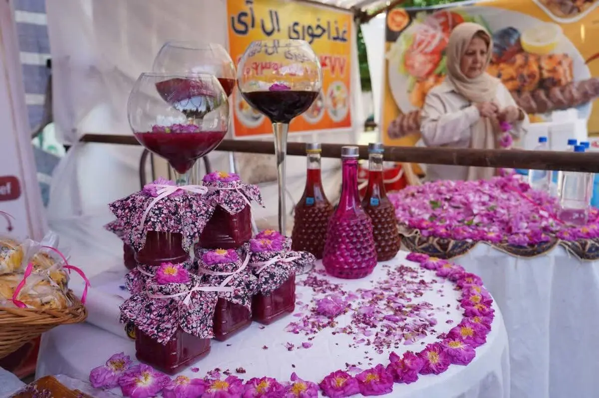 جشنواره گلاب گیری خوی ثبت ملی شد