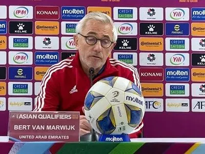 سرمربی امارات ابقا شد
