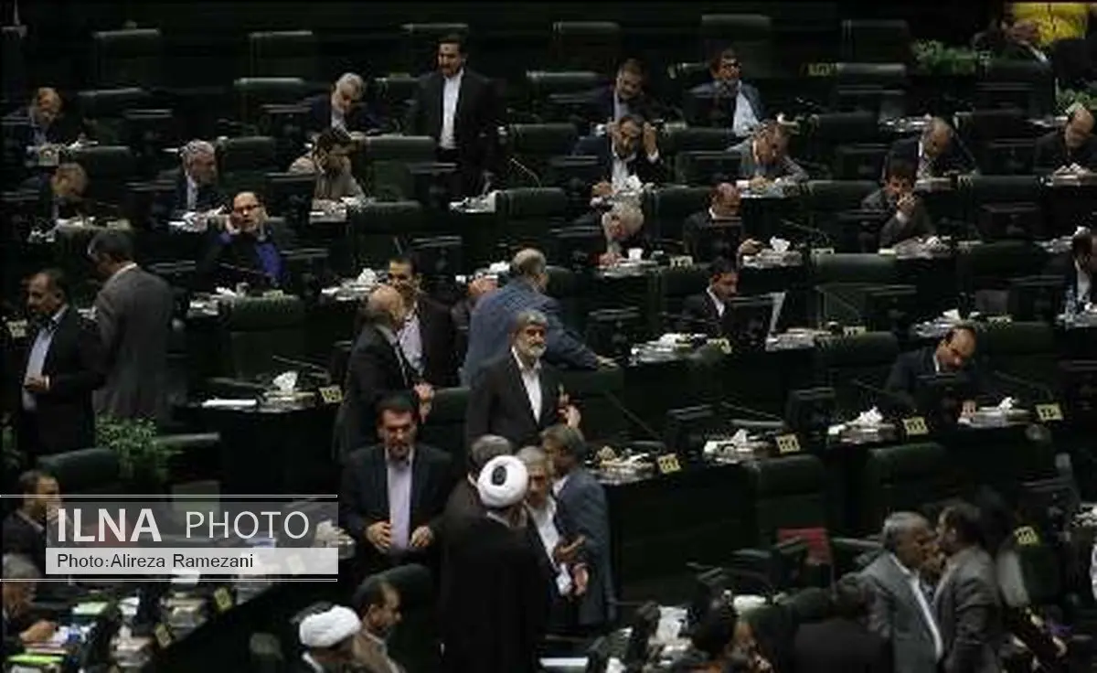 مجلس با تسعیر ارز توسط دولت موافقت کرد
