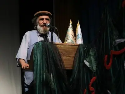 شرط اول خوشنویسی «ایمان» است