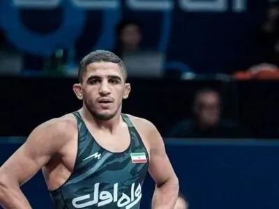 پیروزی بی‌رحمانه و صعود مقتدرانه رحمان عموزاد به نیمه‌نهایی 