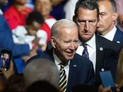  Biden's Approval Rating Drops to Record Low
