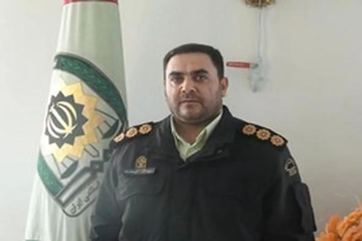 دستبند عدالت بر دستان سارق داخل خودرو در مرند