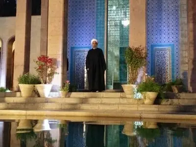 بازدید روحانی از آرامگاه سعدی 