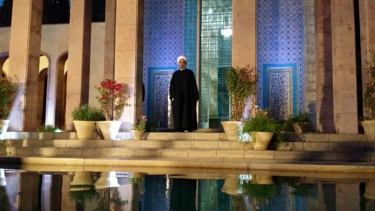 بازدید روحانی از آرامگاه سعدی
