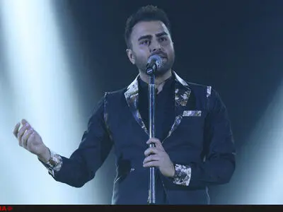 کنسرتی با کمربندهای بسته!