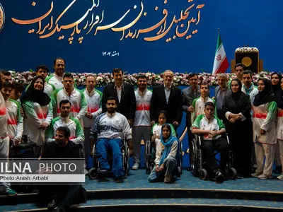 آیین تجلیل از قهرمانان سرافراز پارالمپیک ایران با حضور پزشکیان و دنیامالی