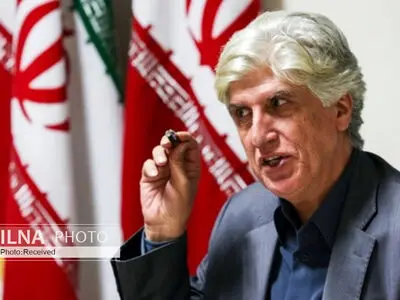 آلونک‌نشین‌ها در اعتراضات اخیر حضور نداشتند/ افراد میهن‌دوست باید سرِکار بیایند/ نسل جوان سرخورده است/مسئولان اعتماد از دست رفته را احیا کنند
