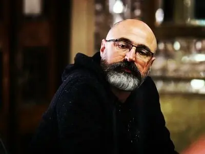 عباس غفاری از اجرای اثری از محمد چرم‌شیر خبر داد