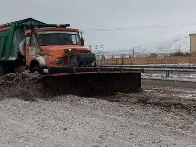 ۱۵۰۰ کیلومتر از محورهای مواصلاتی چهارمحال و بختیاری برف روبی شد