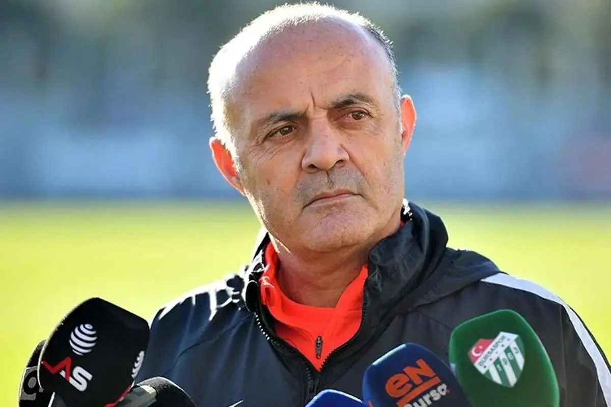 اوزجان بیزاتی رسما به استقلال ملحق شد